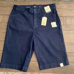 Brand new Bermuda short